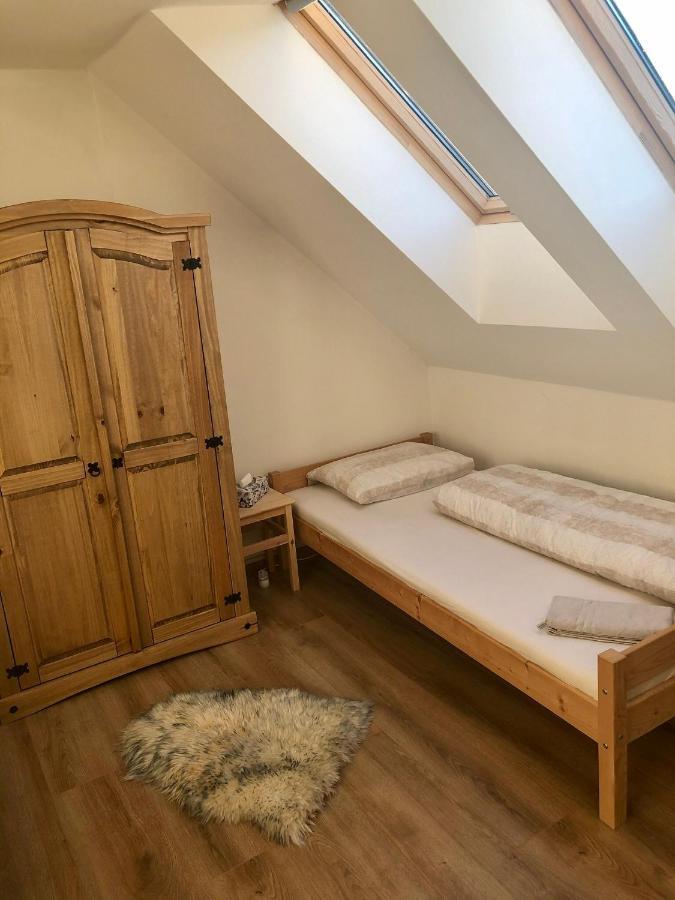 Apartman U Kaplicky Hluboka nad Vltavou Exterior photo